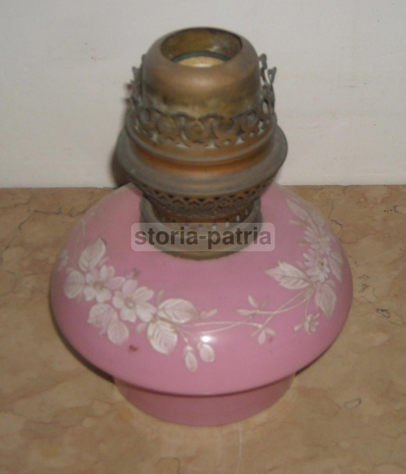 Antica Lampada, Vetro Opaline Rosa, Artistico Decoro Floreale, Lume Da Collezione immagine 4