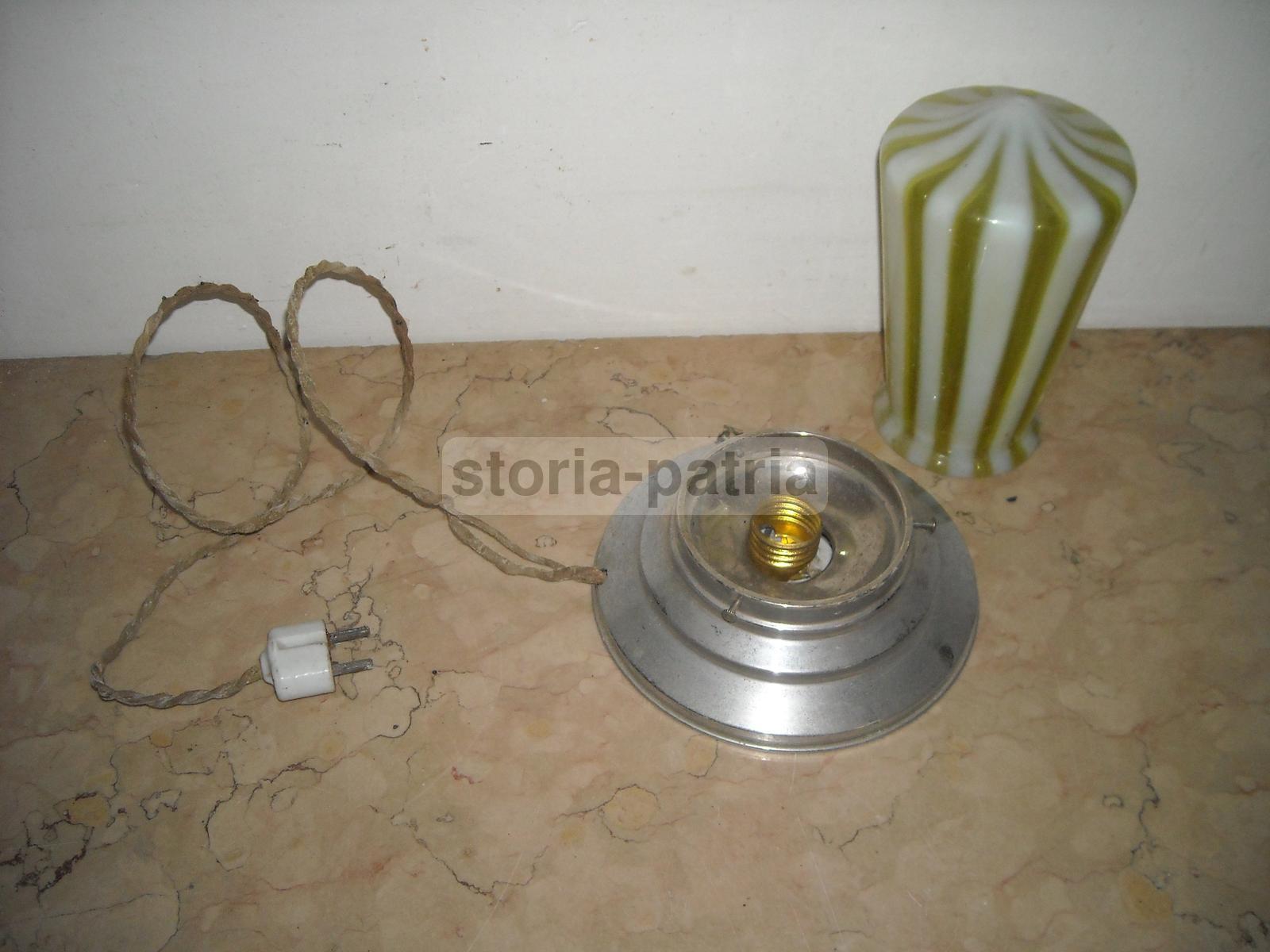 Arti Decorative Del 900, Bella Antica Lampada, Pregevole Vetro Decorato E d'Epoca immagine 3
