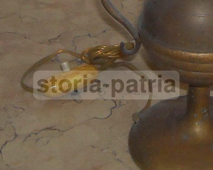 Graziosa Lampada Da Tavolo, Utile Da Scrivania O Comodino, Design, Monza, Bergomi immagine 3