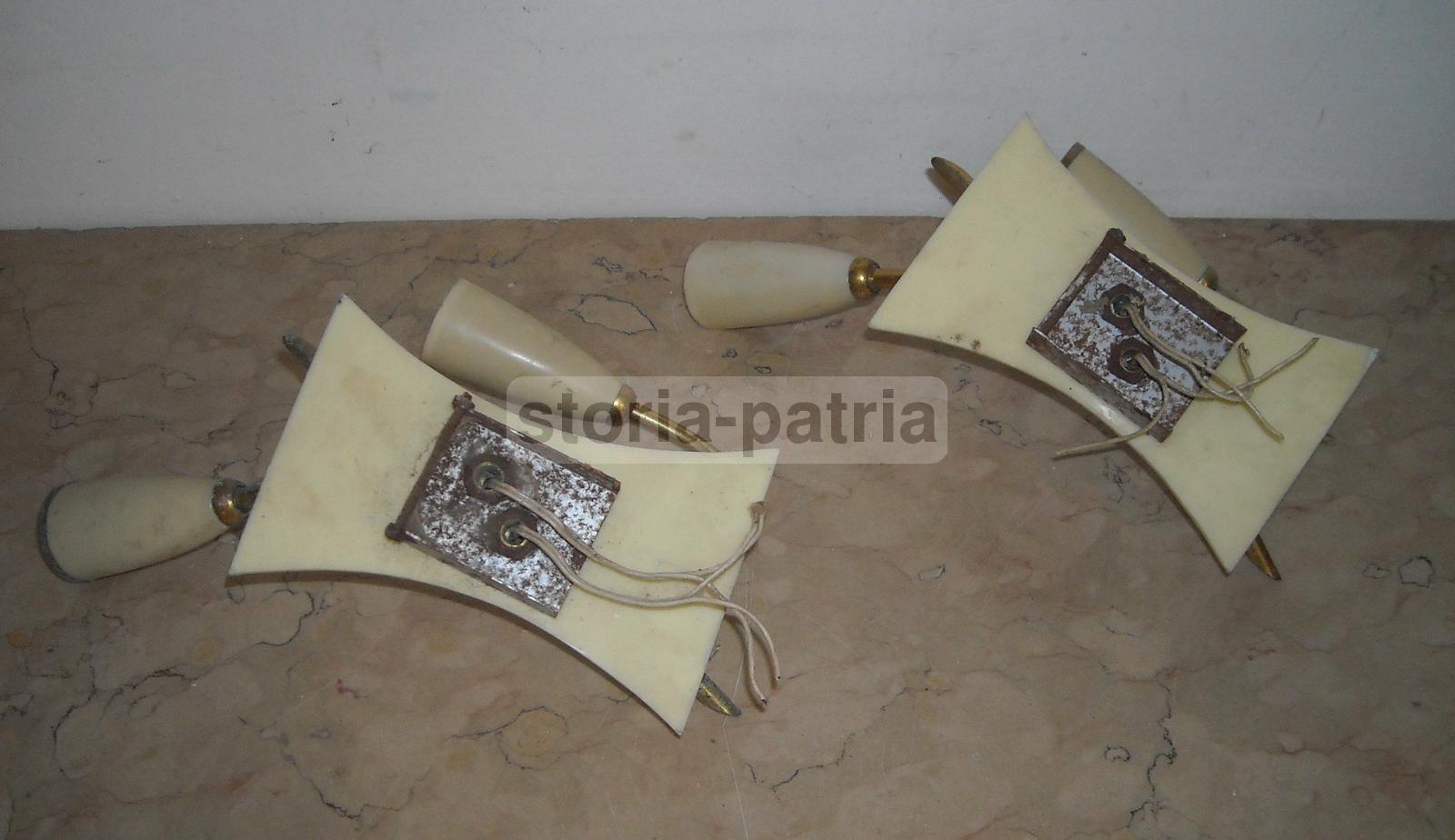 Modernariato, Design, Coppia Di Lampade Appliques, Inusuale Modellato, Decorative immagine 9
