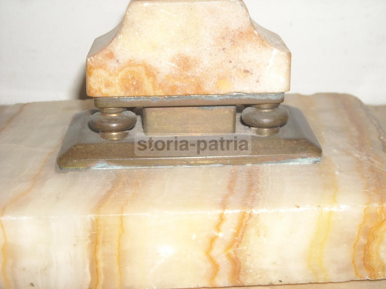 Pregevole Soprammobile, Bugia Porta Candela, Artistico Modellato, Bronzo E Marmo immagine 6