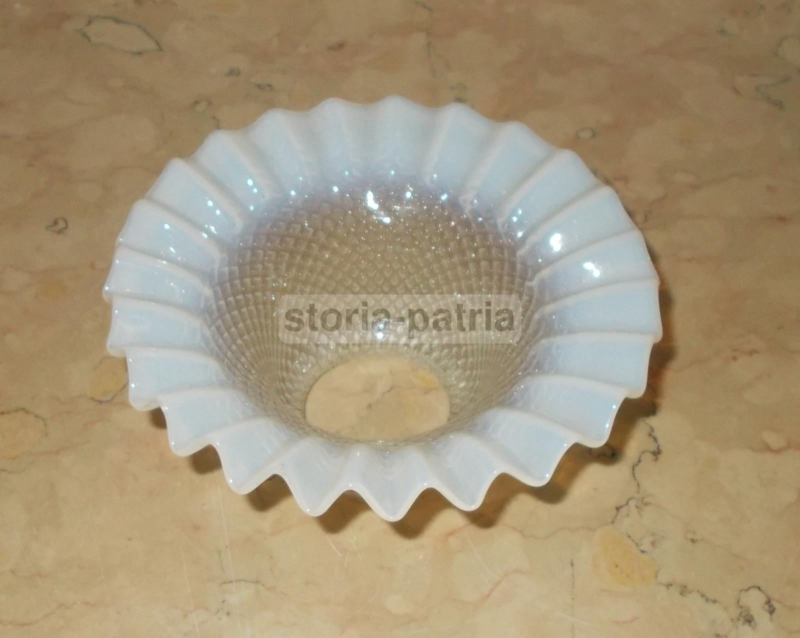 Utilissima Coppa Per Lampada, Antica, Decorativa, Vetro Liberty, Utile Per Applique immagine 2